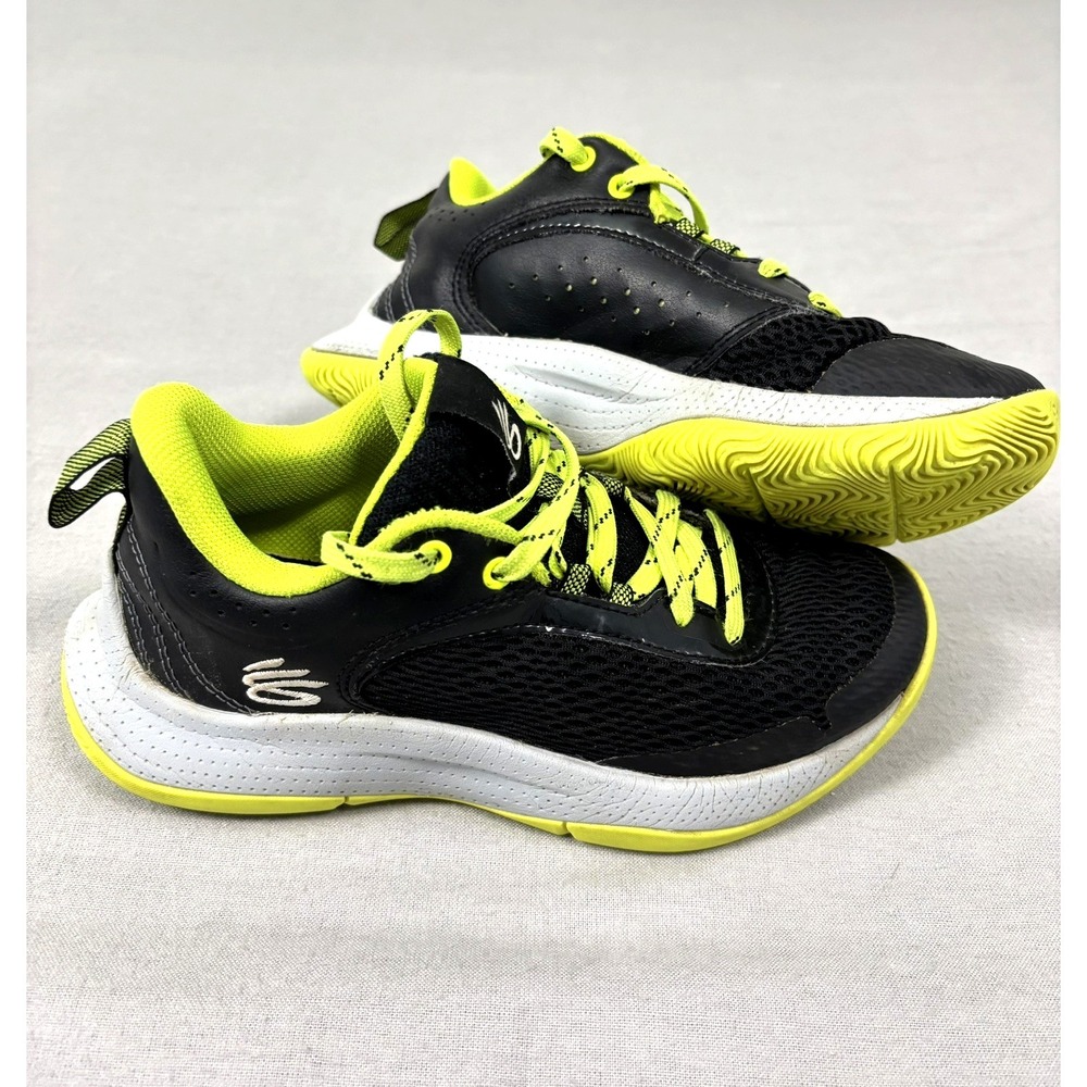 Under Armour Curry 7‎ Black/green Size 3.5 youth
